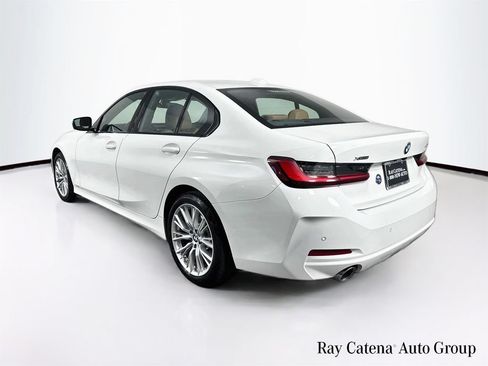 Used 2023 BMW 330i xDrive Sedan w/ Premium Package AWD/4WD image 5