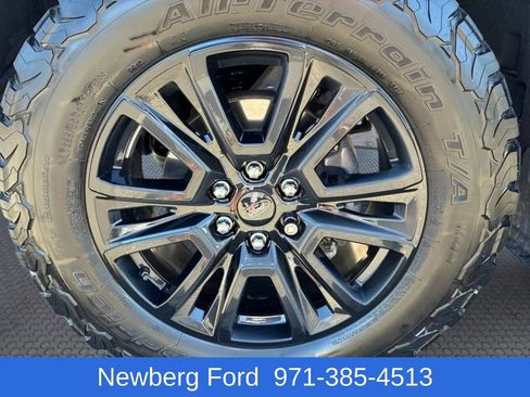 Used 2024 Ford F150 Platinum w/ FX4 Off-Road Package AWD/4WD image 10