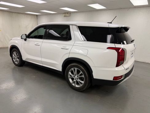 Used 2022 Hyundai Palisade SE FWD image 3