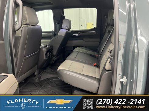 Used 2025 Chevrolet Silverado 1500 ZR2 w/ Technology Package AWD/4WD image 11