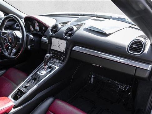 Used 2017 Porsche 718 Boxster S RWD image 19