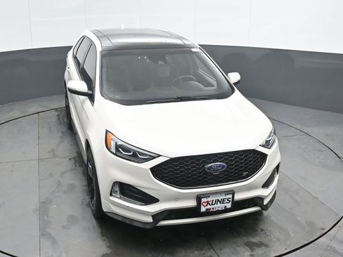 Used 2019 Ford Edge ST w/ Equipment Group 401A image 14