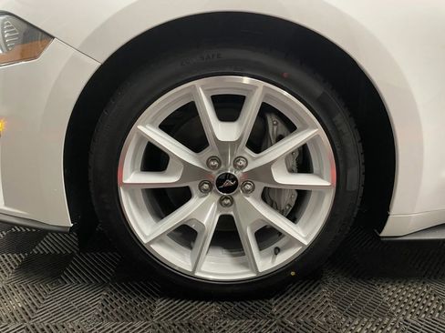 Used 2022 Ford Mustang GT Premium image 11