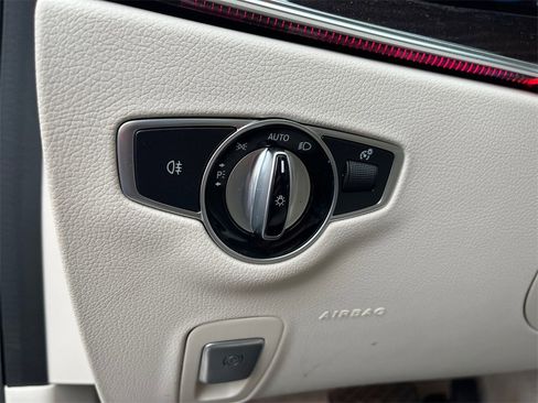 Certified 2021 Mercedes-Benz E 350 4MATIC Sedan image 22