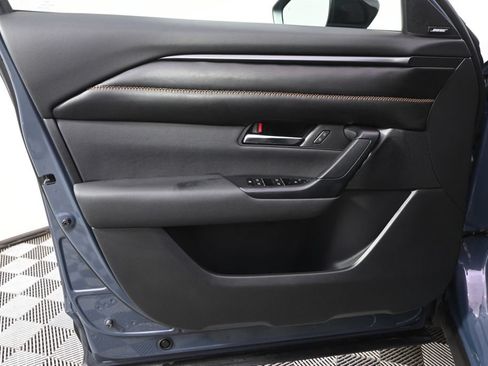 Used 2024 MAZDA CX-50 AWD 2.5 S w/ Weather Package image 22