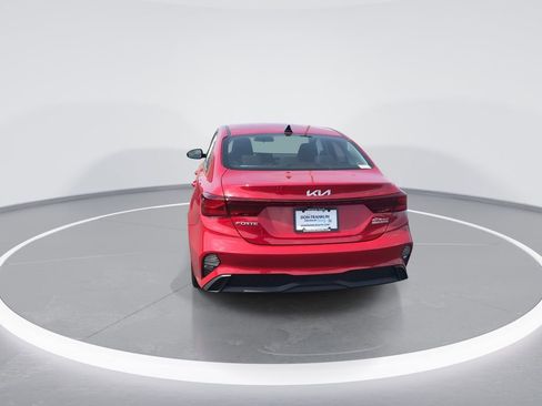 Used 2022 Kia Forte LXS FWD image 7