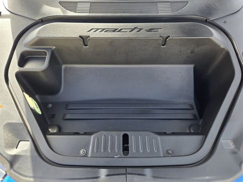 Used 2025 Ford Mustang Mach-E Premium w/ Sport Appearance Package image 30