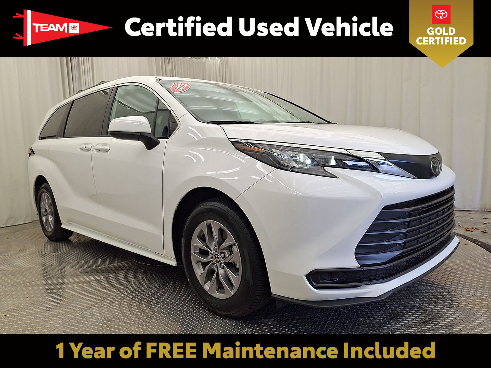 Certified 2026 Toyota Sienna LE AWD/4WD image 1
