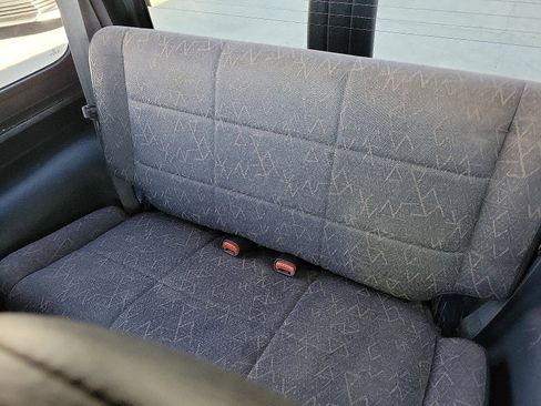 Used 2001 Jeep Wrangler Sport image 11