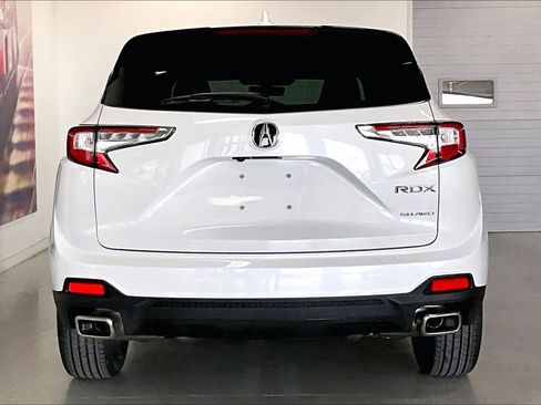 New 2026 Acura RDX SH-AWD image 5