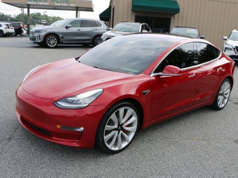 Used 2018 Tesla Model 3 Performance AWD/4WD image 1