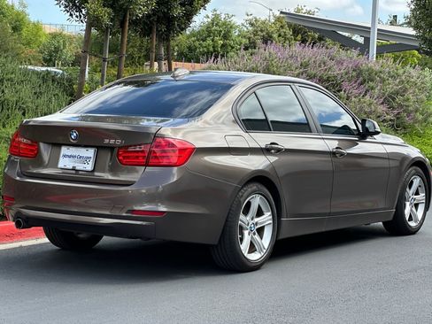 Used 2014 BMW 320i Sedan image 5