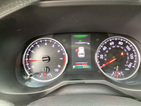 Used 2022 Toyota RAV4 LE FWD image 21