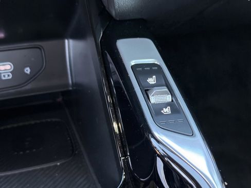 Certified 2025 Kia Sorento SX Prestige image 17