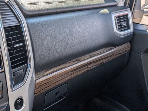 Certified 2021 Nissan Titan SL w/ Moonroof Package image 29