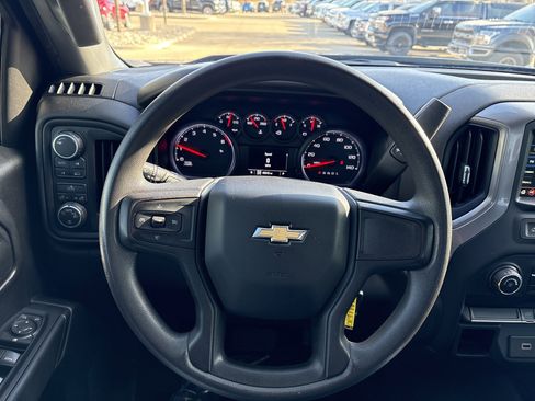 Used 2019 Chevrolet Silverado 1500 Custom w/ Custom Value Package image 20