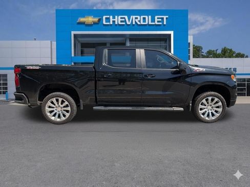 Used 2023 Chevrolet Silverado 1500 LT Trail Boss AWD/4WD image 13