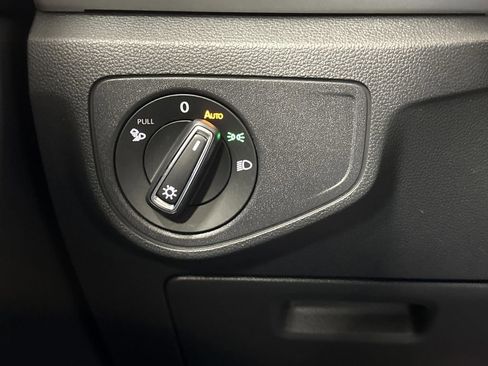 Used 2022 Volkswagen Atlas SE w/ Black Wheel Package image 24