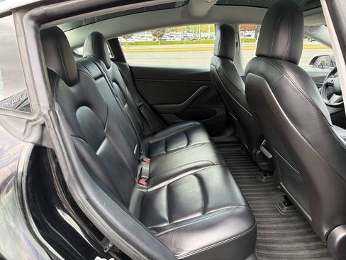 Used 2020 Tesla Model 3 Long Range AWD/4WD image 19
