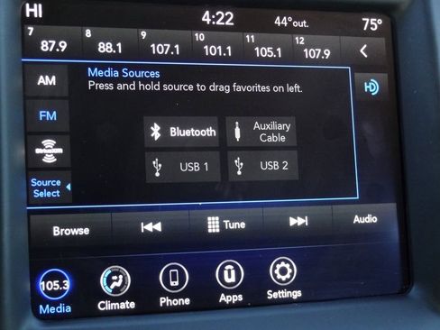 Used 2023 Chrysler 300 Touring image 24