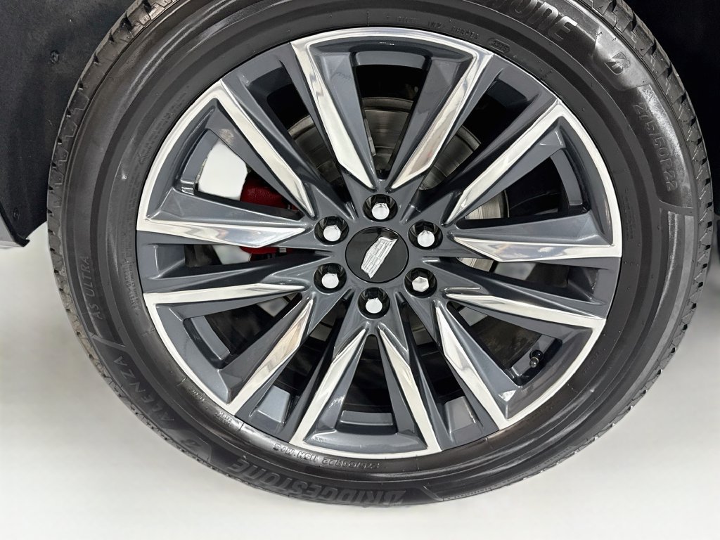 Used 2022 Cadillac Escalade Sport Platinum w/ LPO, ONYX Package AWD/4WD image 34