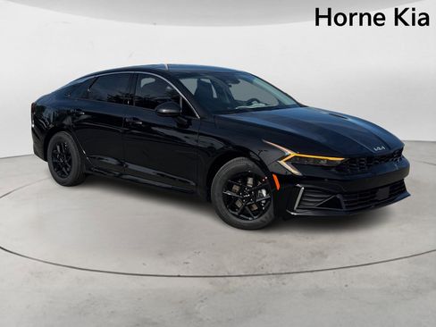 New 2026 Kia K5 LXS image 3