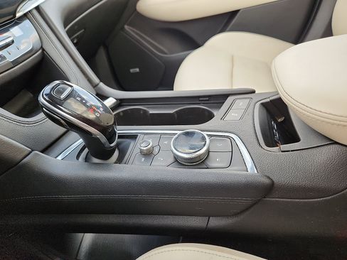 Used 2020 Cadillac XT6 Sport AWD/4WD image 20