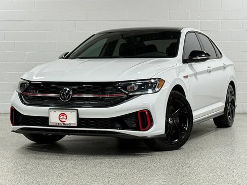 Used 2023 Volkswagen Jetta GLI Autobahn w/ GLI Black Package FWD image 2