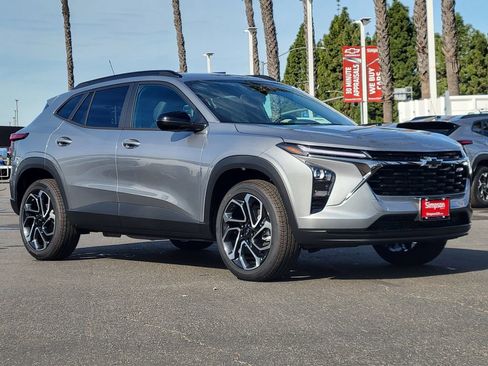 New 2026 Chevrolet Trax RS w/ Driver Confidence Package image 25