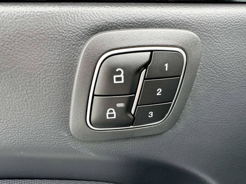 Used 2024 Ford Mustang Mach-E Premium image 11