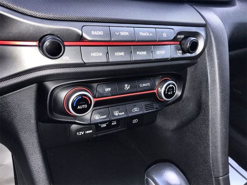 Used 2019 Hyundai Veloster Turbo image 18