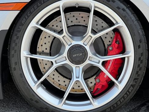 Certified 2022 Porsche 911 GT3 RWD image 17