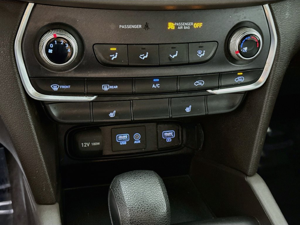 Used 2020 Hyundai Santa Fe SEL AWD/4WD image 7