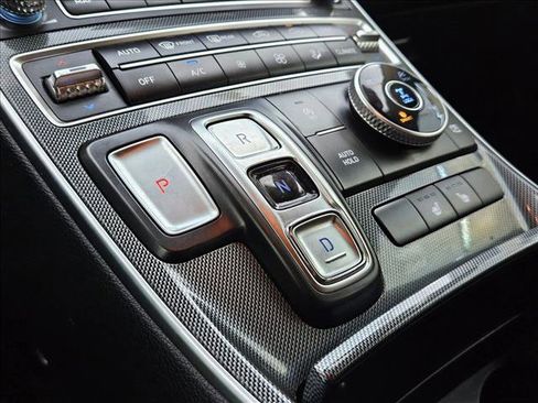 Used 2023 Hyundai Santa Fe SEL image 12