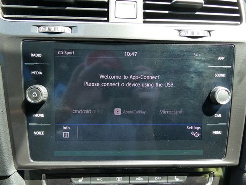 Used 2019 Volkswagen Golf Alltrack SE AWD/4WD image 33