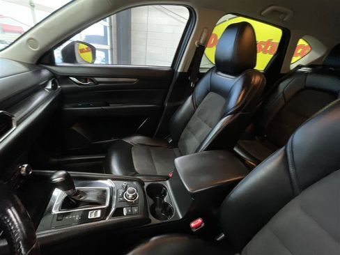 Used 2018 MAZDA CX-5 Touring image 12