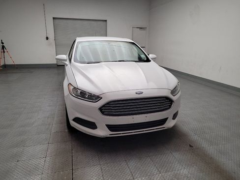 Used 2015 Ford Fusion SE FWD image 14