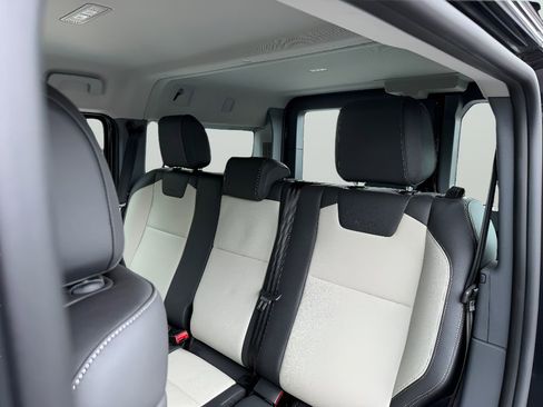 Used 2024 INEOS Grenadier AWD/4WD image 33