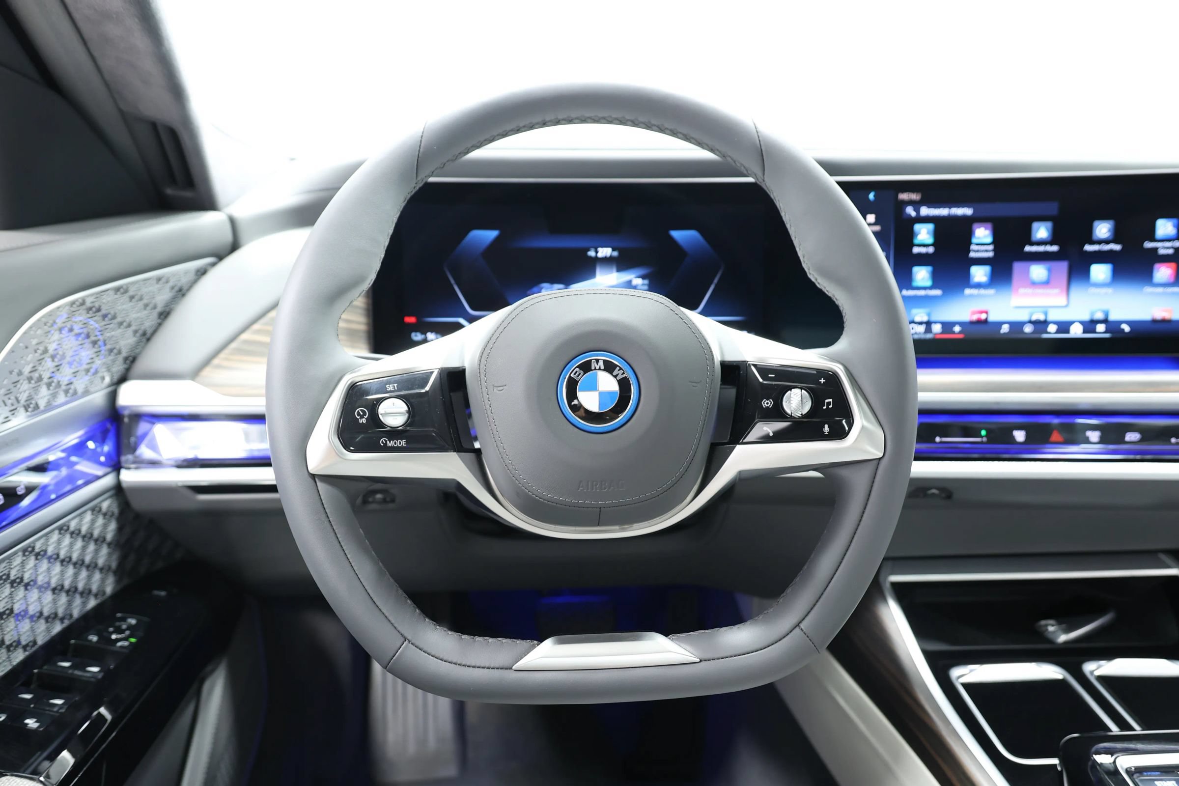Used 2023 BMW i7 xDrive60 AWD/4WD image 24