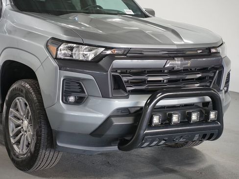 Used 2024 Chevrolet Colorado LT w/ LT Convenience Package image 4