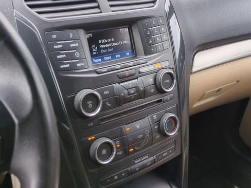 Used 2017 Ford Explorer 4WD image 27