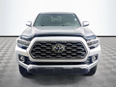 Used 2023 Toyota Tacoma TRD Off-Road w/ TRD Premium Off Road Package AWD/4WD image 2
