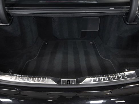 Used 2023 Bentley Flying Spur Azure image 66