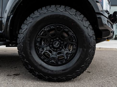Used 2025 Ford F150 Raptor w/ Equipment Group 803A Raptor R AWD/4WD image 16