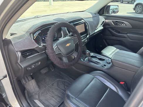 Used 2020 Chevrolet Traverse Premier w/ Redline Edition image 9