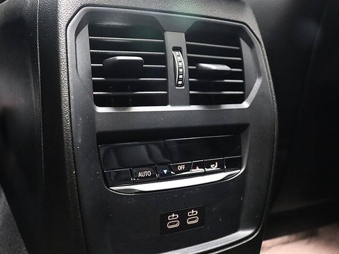 Used 2024 BMW 330i w/ M-Sport Package w/ M Sport Package RWD image 19
