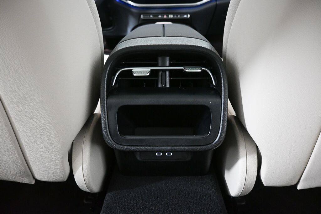 Certified 2026 Mercedes-Benz E 450 4MATIC Sedan image 17