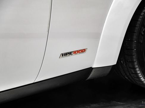 Used 2018 Dodge Challenger SRT Hellcat RWD image 42