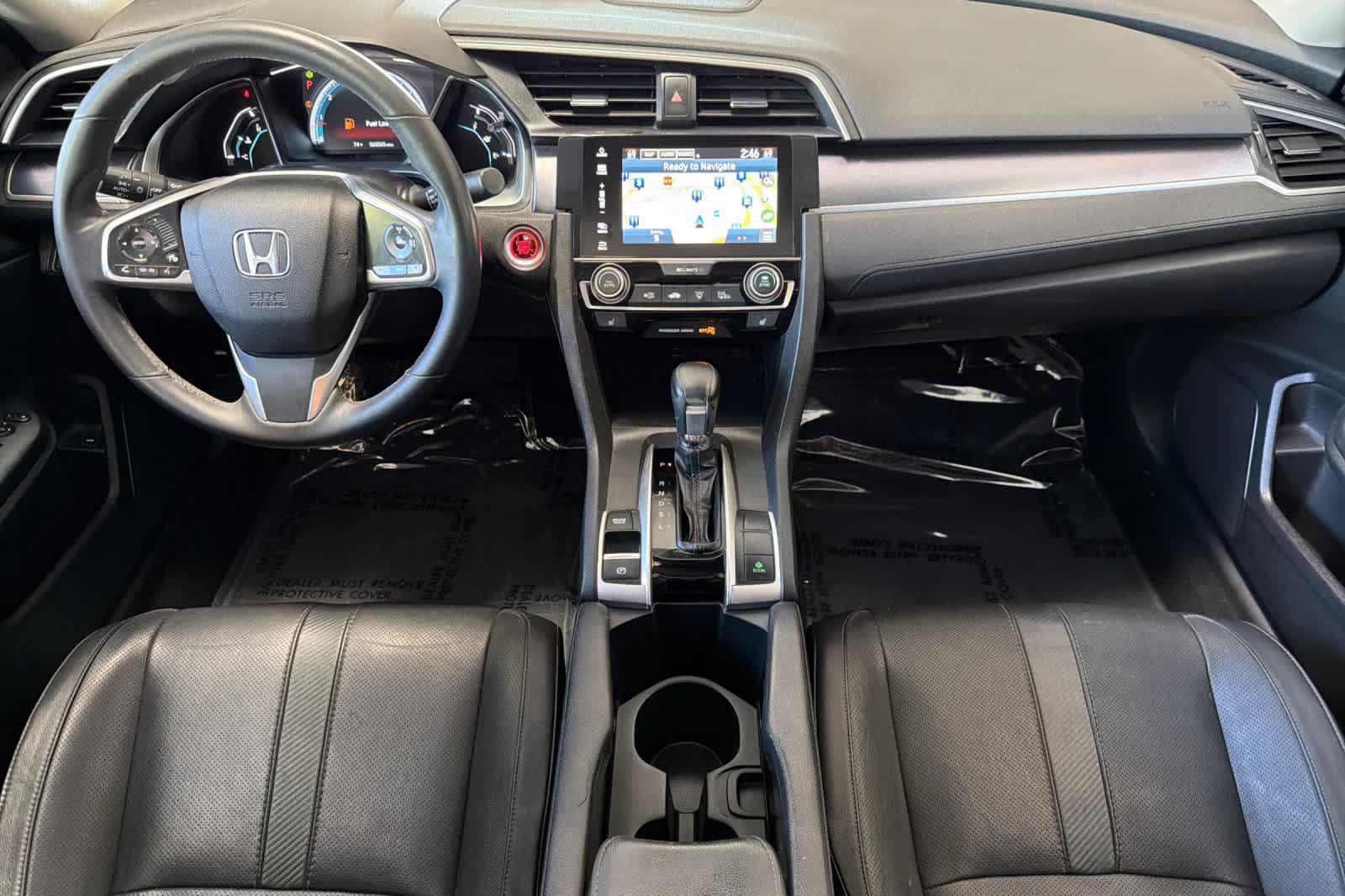 Used 2017 Honda Civic Touring image 3