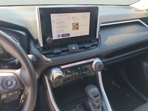 Used 2024 Toyota RAV4 LE image 31